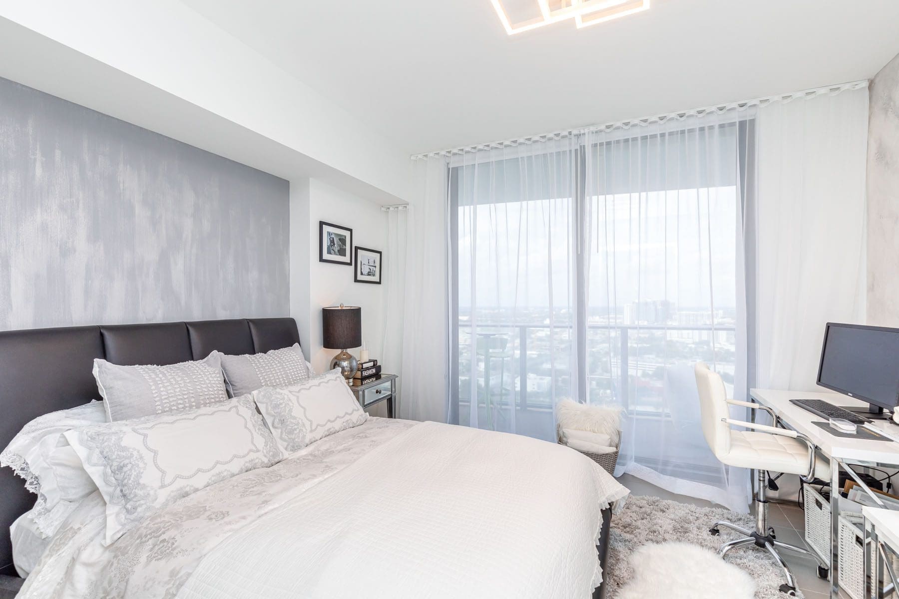 Apartment Canvas