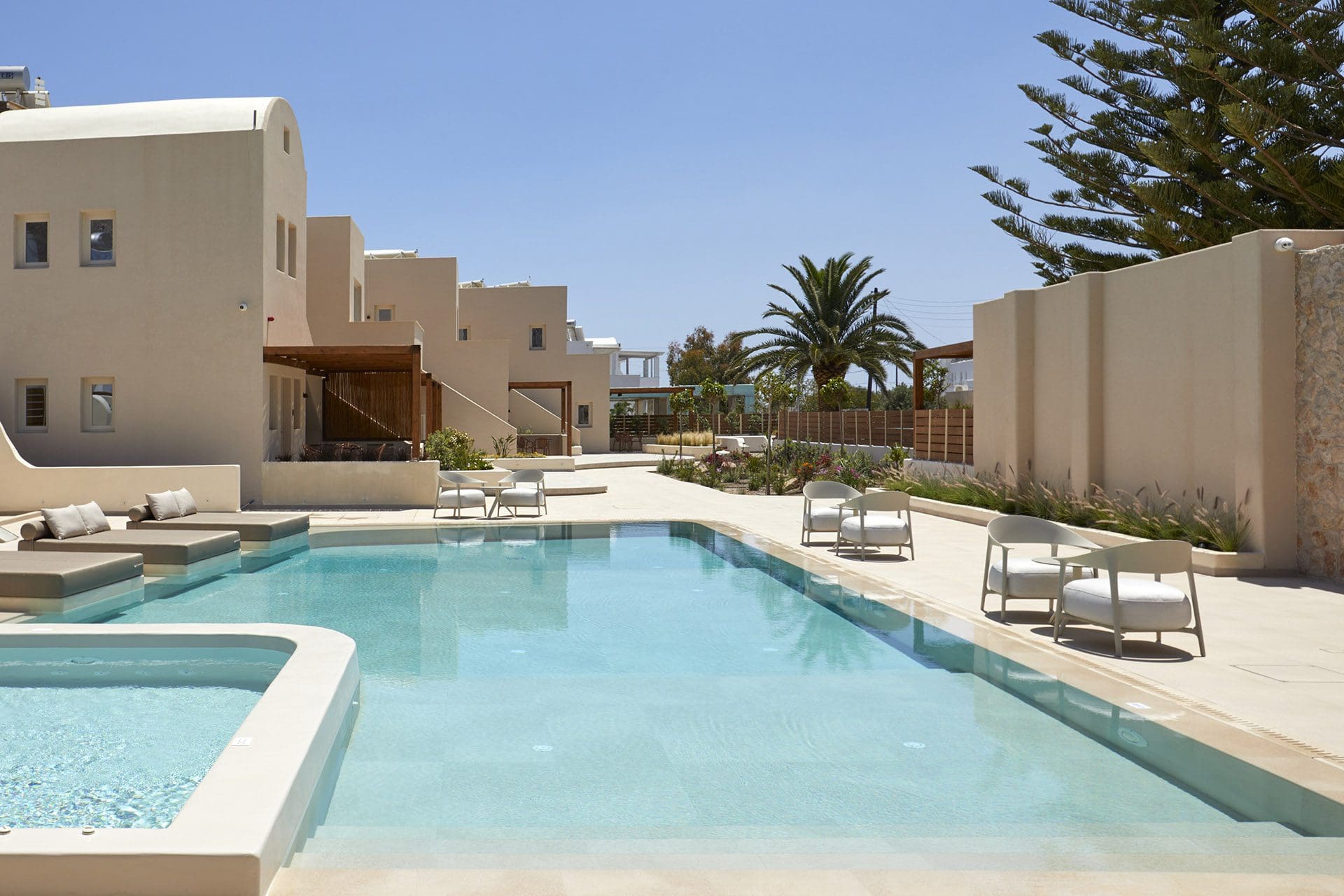 Apricus Suites Perussa