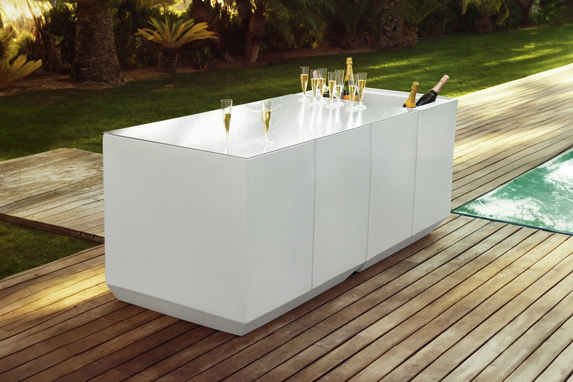 Vela Single Bar Vela Single Bar