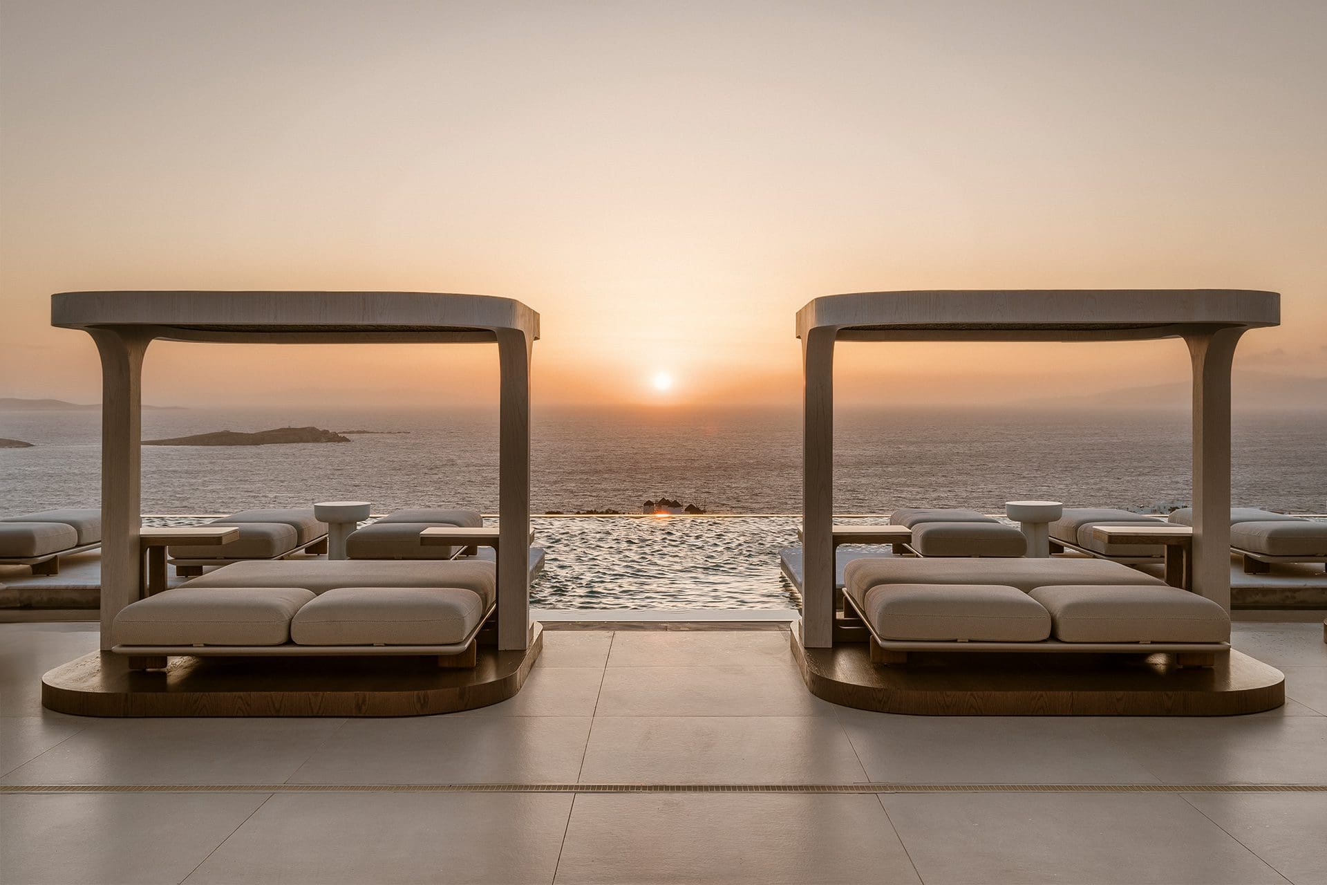 Lovia Mykonos