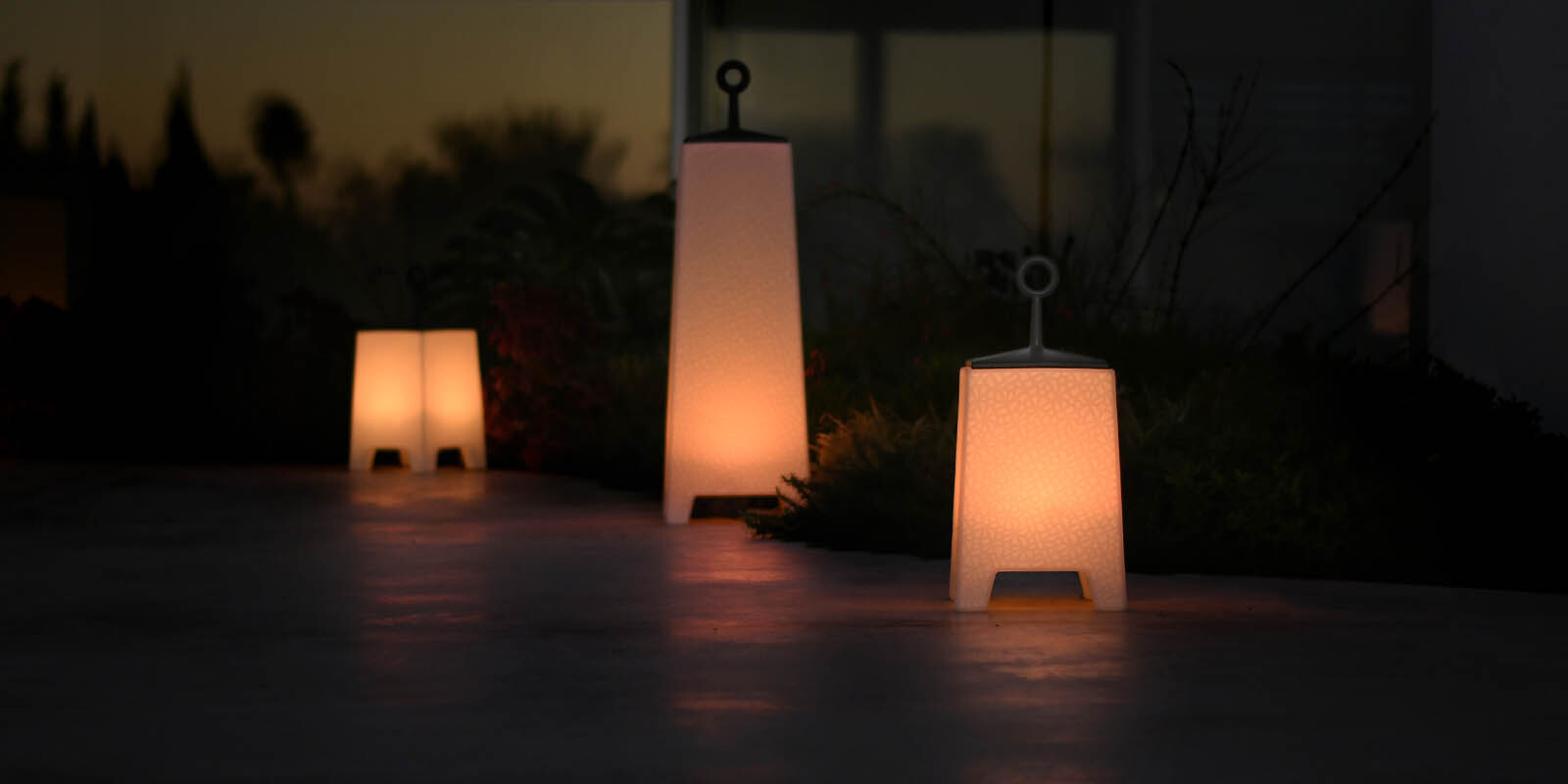 Mora Lamp Vondom ambient in produktni detajl