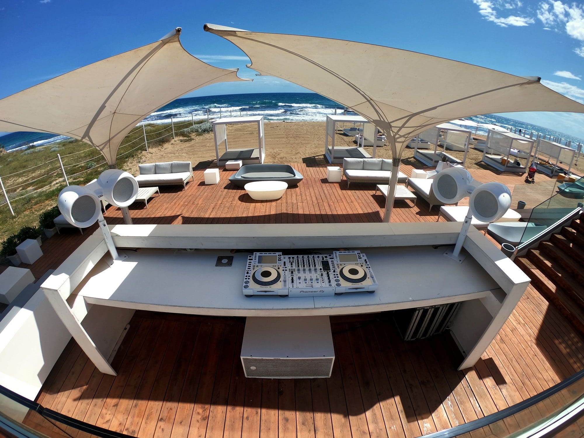 Tayga Beach Club