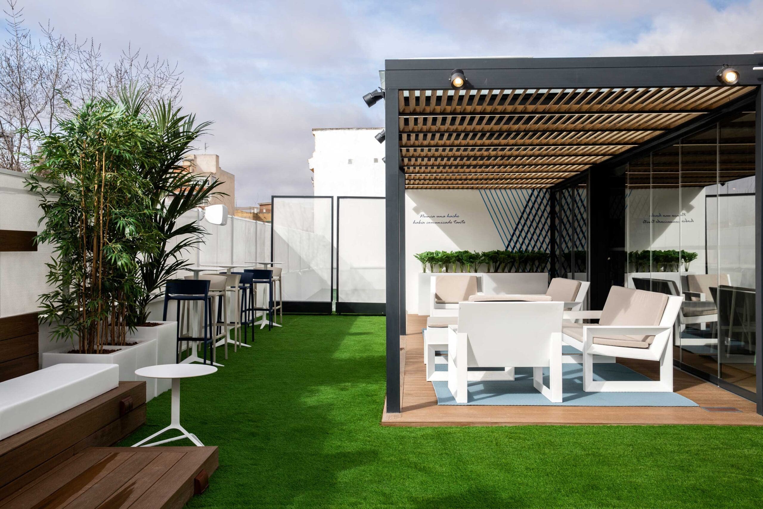 Henneo terrace
