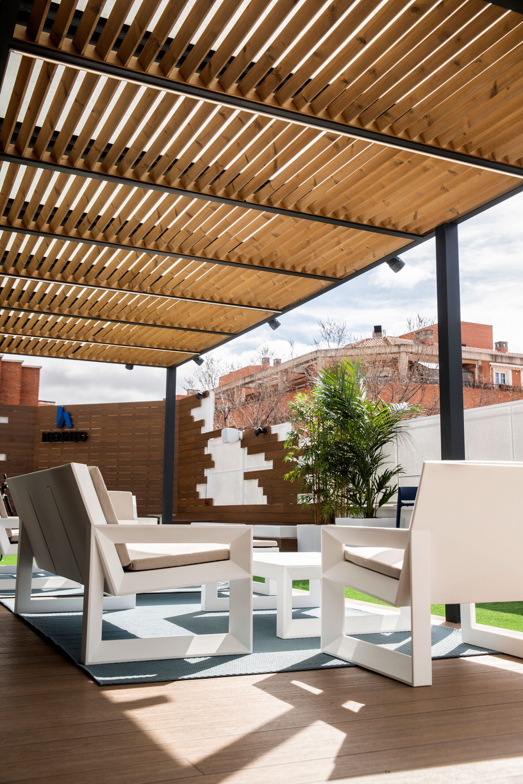 Henneo terrace