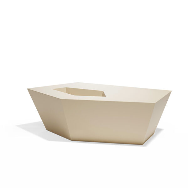 Faz klubska miza 105x85x32 – Vondom – pogled 1 Faz klubska miza 105x85x32 Vondom – pogled 1
