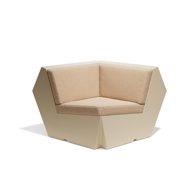 Faz modularna zofa – Vondom – pogled 1 Faz modularna zofa Vondom – pogled 1