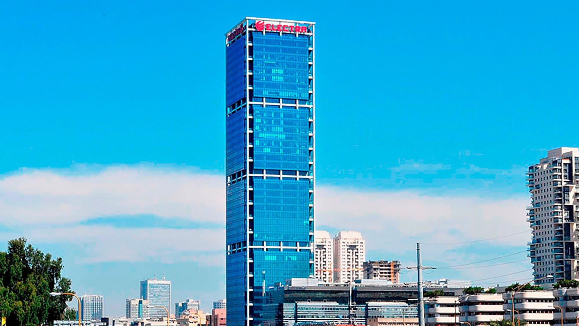 Vondom at Google s Tel Aviv location
