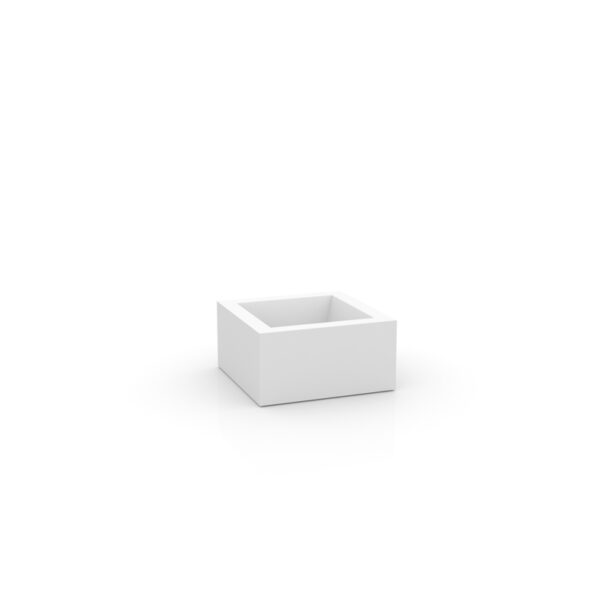 Land 60x60x30 – Vondom – pogled 1 Land 60x60x30 Vondom – pogled 1