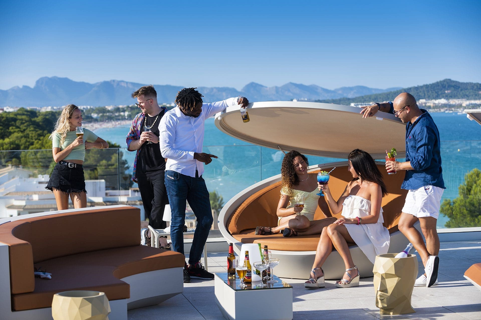 Romanov Sky Bar
