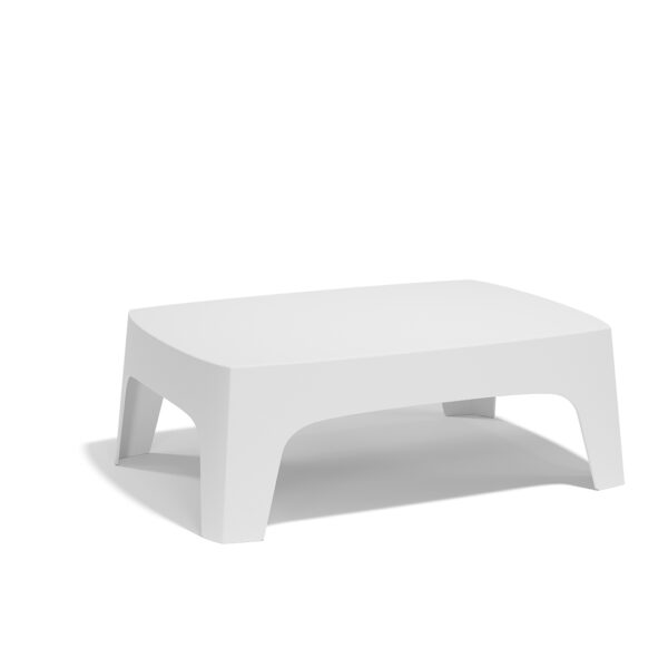 Solid klubska miza Vondom – pogled 1