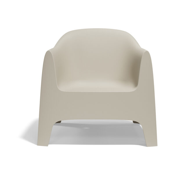 Solid lounge fotelj – Vondom – pogled 2 Solid lounge fotelj Vondom – pogled 2