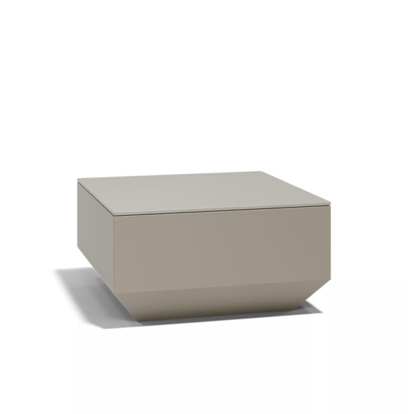 Vela Sunbed Table – Vondom – pogled 1 Vela Sunbed Table Vondom – pogled 1